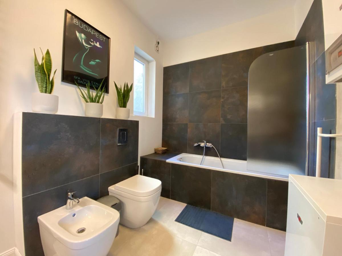 2 Bedroom 107 M2 Loft With Balcony Budapesta Exterior foto
